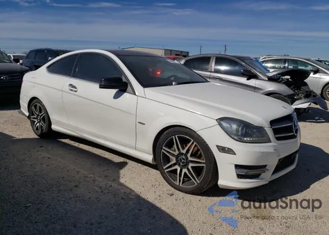 2013 Mercedes-Benz C 250 from USA, damaged, VIN WDDGJ4HB7DG011248